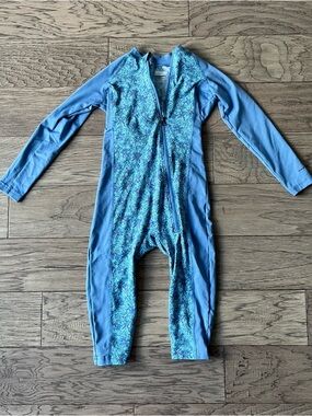 Columbia Unisex 4T Light Blue Kids One-Piece Rashguard with Patterned Front